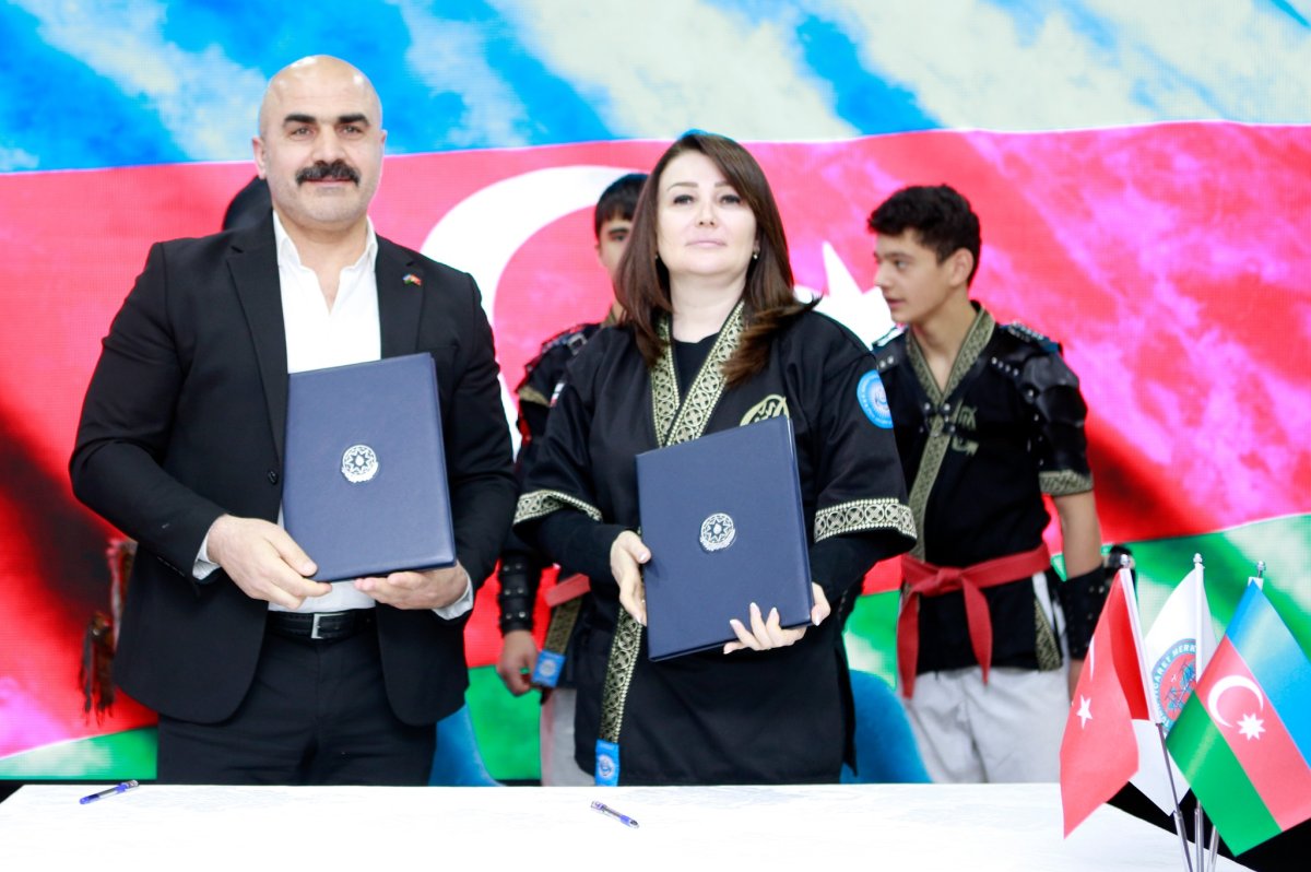Dünya Alpaqut Federasiyası ilə “Okuklu Holding” arasında strateji əməkdaşlığa dair memorandum imzalandı