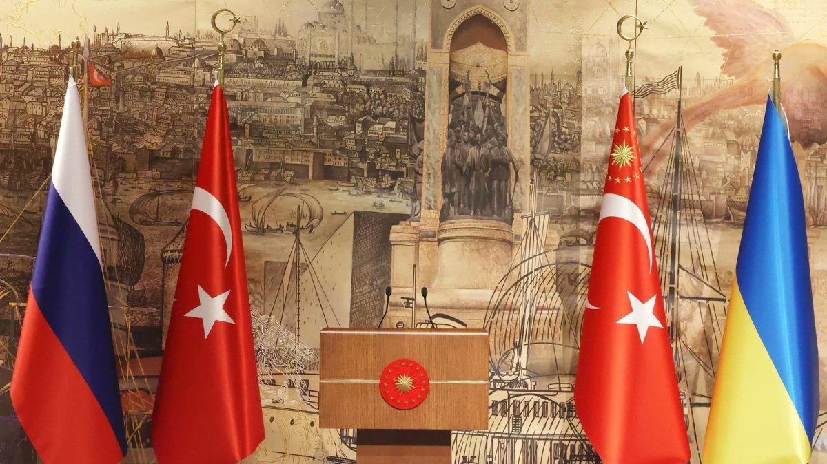 Moskva: “Danışıqların başlanmasına imkan verilmir, nümayəndələr gözləyir”