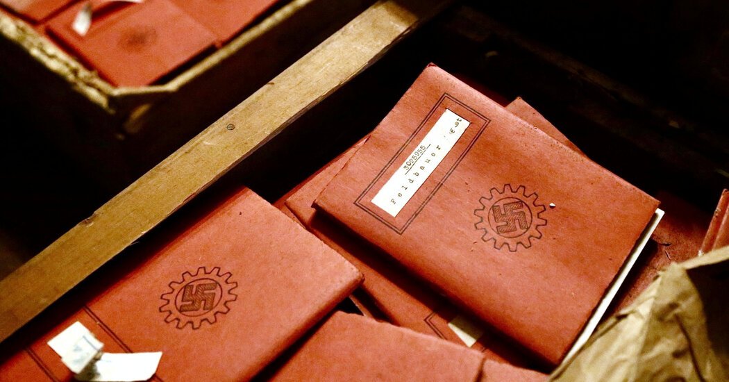 Argentinada Məhkəmənin zirzəmisində nasist materialları tapıldı