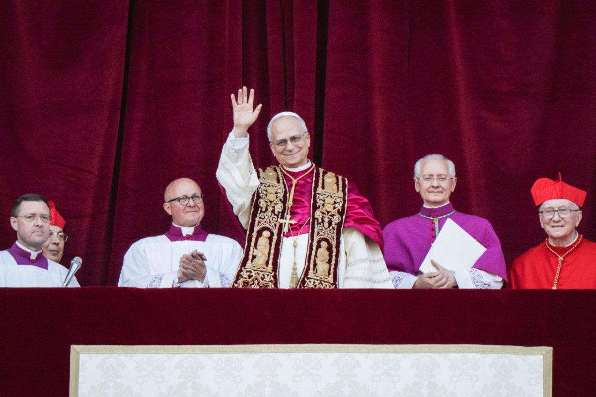 Tarixi an: Yeni seçilmiş Papa XIV Leo – VİDEO