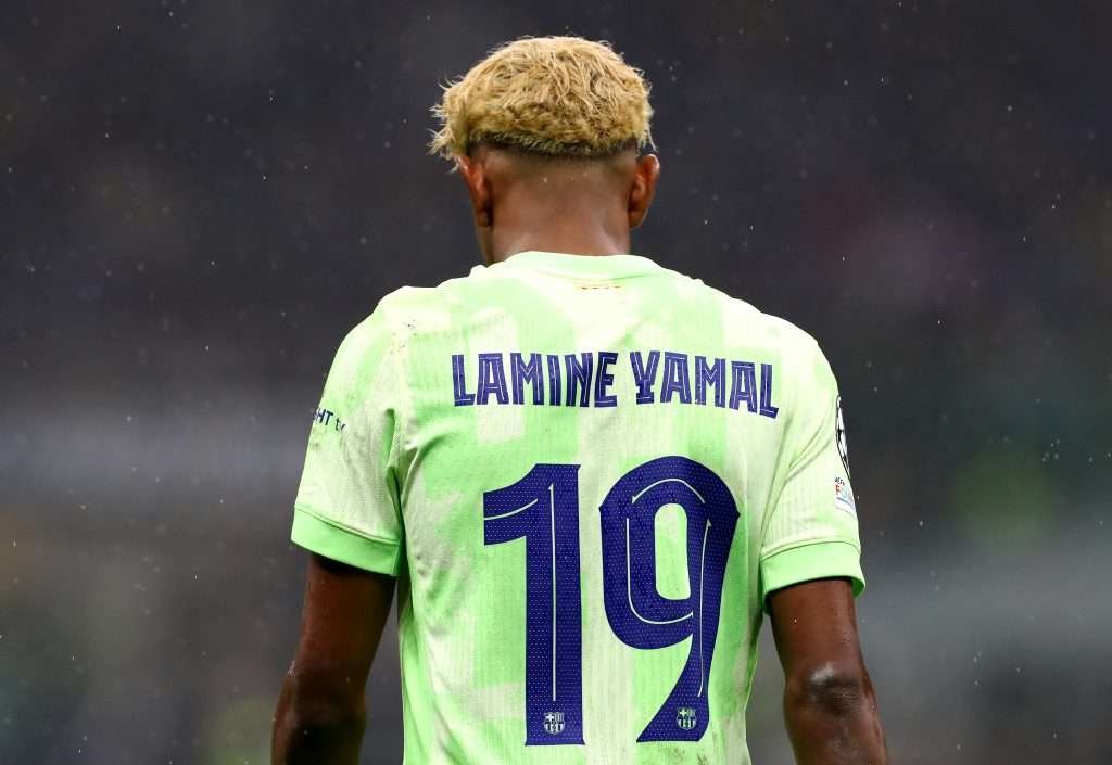 Yamal "Barselona"da əfsanəvi 10 nömrəni geyinəcək!