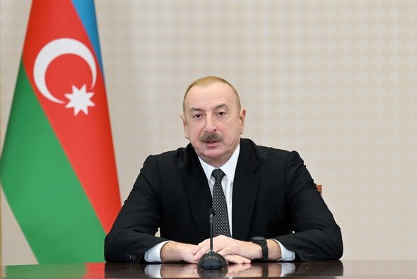 Bakıda plenar iclas keçirilir – Prezident iştirakçılara müraciət etdi