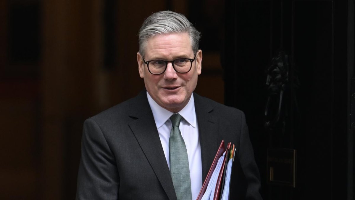 Starmer: Rusiya Ukrayna ilə sülhdə ciddi deyil