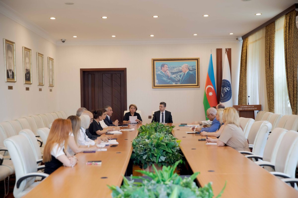 İşçi qrupunun növbəti iclası keçirilib