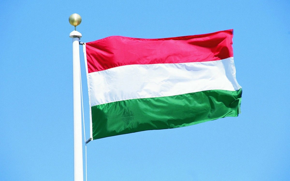 Macarıstan səfirliyini müvəqqəti olaraq İrandan Azərbaycana köçürdü