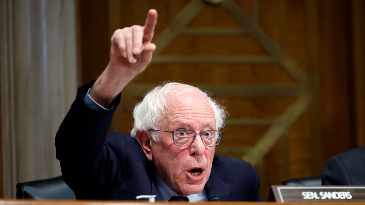 ABŞ senatoru: “ABŞ, uşaqları aclıqdan ölümlə üzləşdirən hökuməti dəstəkləməməlidir”