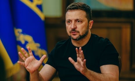 Zelenski: Mən Putin deyiləm
