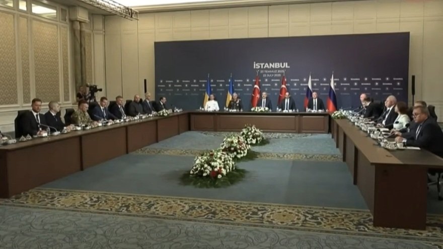 Türkiyə Ukraynada atəşkəsə nəzarət üçün vasitəçilik təklif etdi