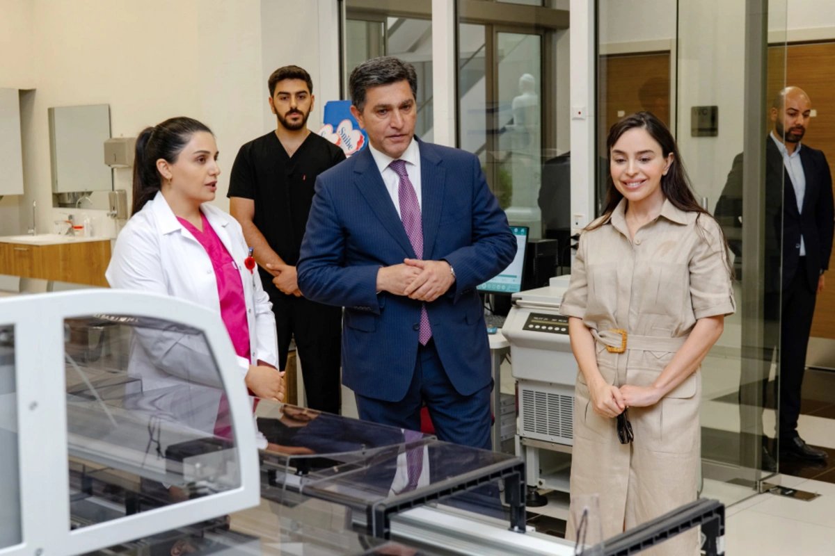 Leyla Əliyeva "Məlhəm Hospital"ı ziyarət edib