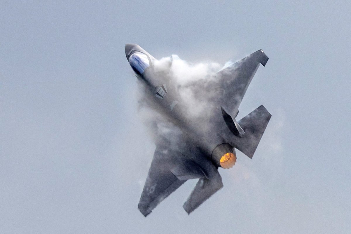 İspaniya “Trampa etibar edilmir” deyərək F-35 proqramından çıxdı