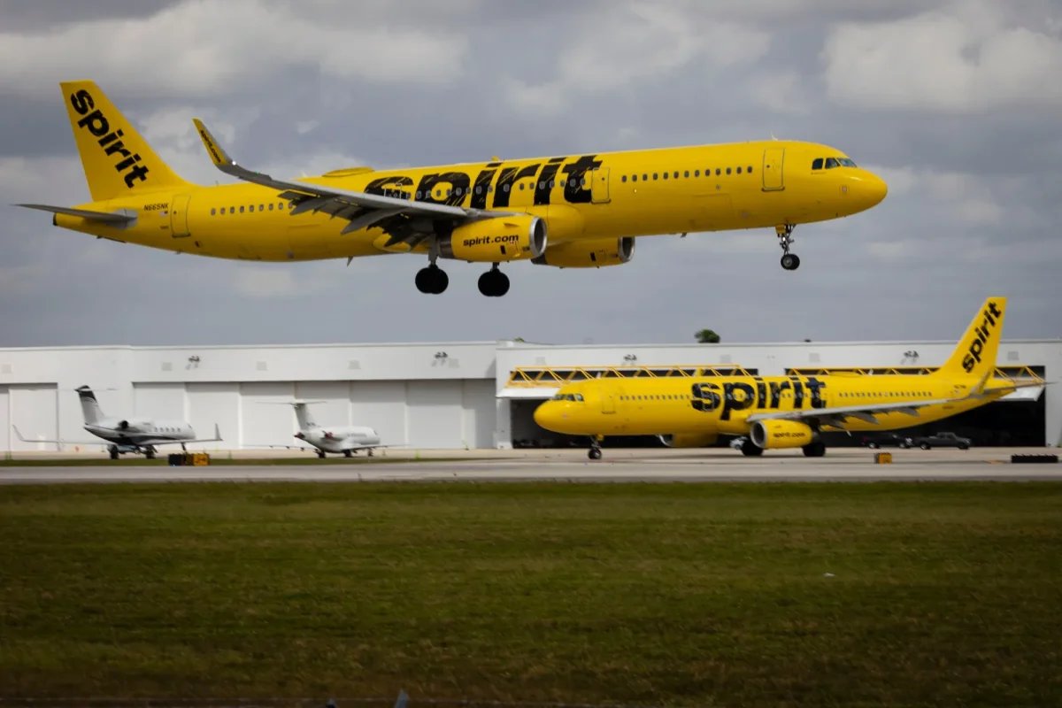 Spirit Airlines ikinci dəfə iflas müraciətinə hazırlaşır