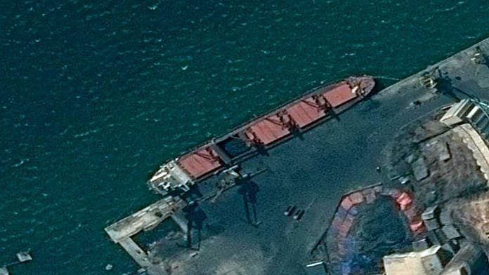 Sanksiyalar Şimali Koreyanı yanacaq qaçaqlığına sürükləyir