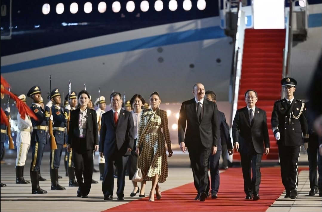 Prezident İlham Əliyev və xanımı Çinə işgüzar səfərə gediblər
