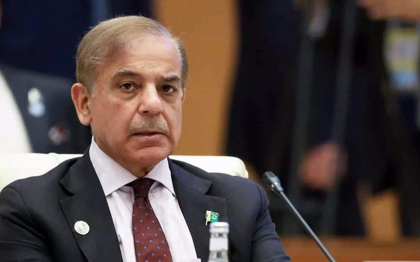 Şahbaz Şərif Azərbaycan xalqını sülh sazişi münasibətilə təbrik edib