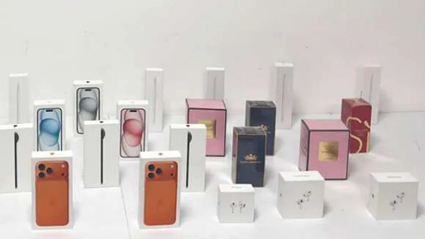 "İphone17″ləri Bakıya gətirə bilmək üçün insanlara payladı