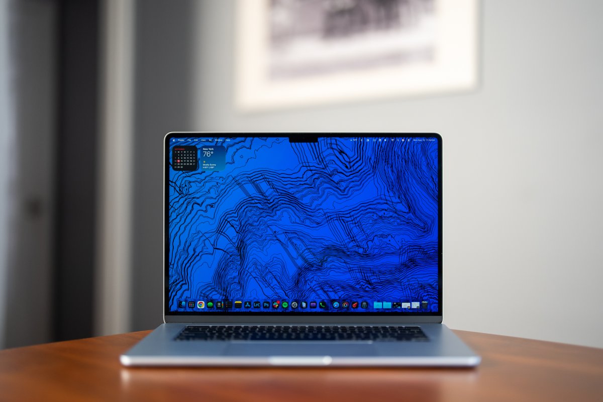 Apple-dan OLED ekranlı yeni MacBook Pro gəlir. Tarix