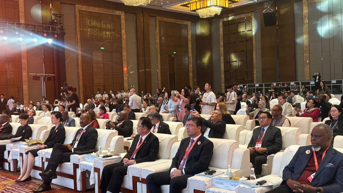 MEDİA-nın rəhbərliyi Çində keçirilən Qlobal Forumda iştirak edir