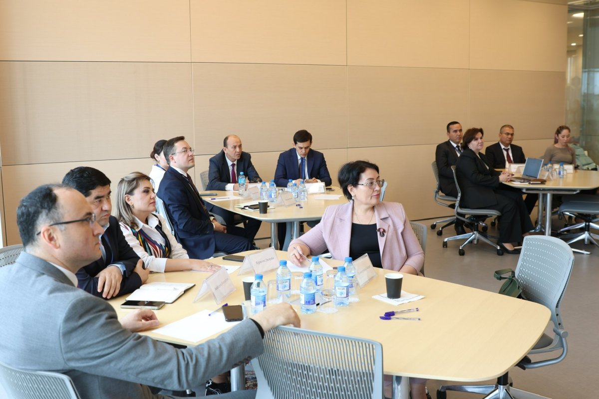 “Narrativlərin formalaşdırılması: Strateji kommunikasiya və ictimaiyyətlə əlaqələrdə effektivlik” mövzusunda seminar
