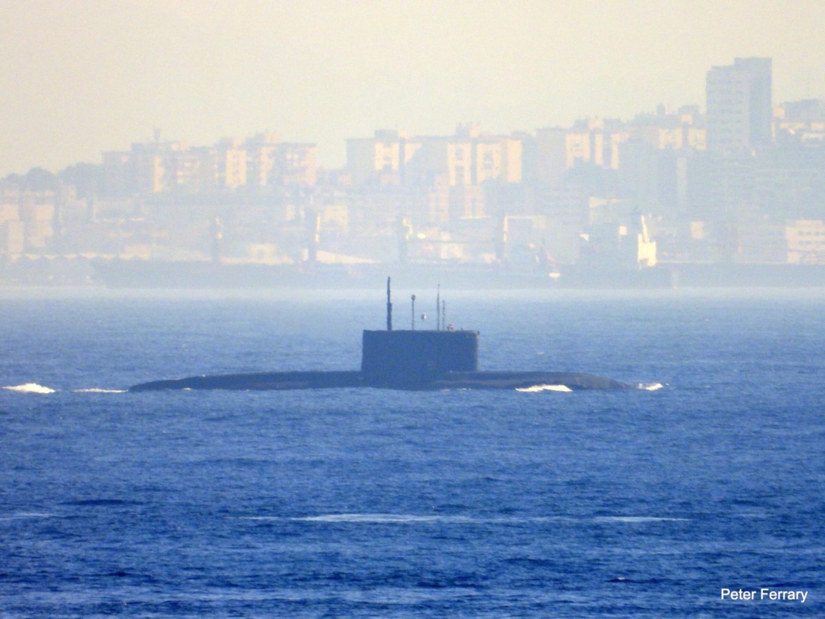 "Novorossiysk" sualtı qayığında yanacaq sızması: ciddi iddialar