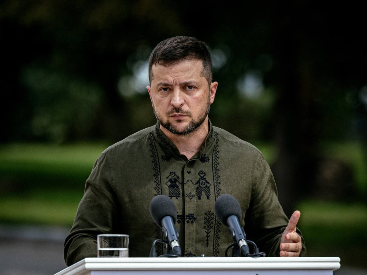 Zelenski: Rus PUA-ları NATO məkanına planlı şəkildə yönləndirilir