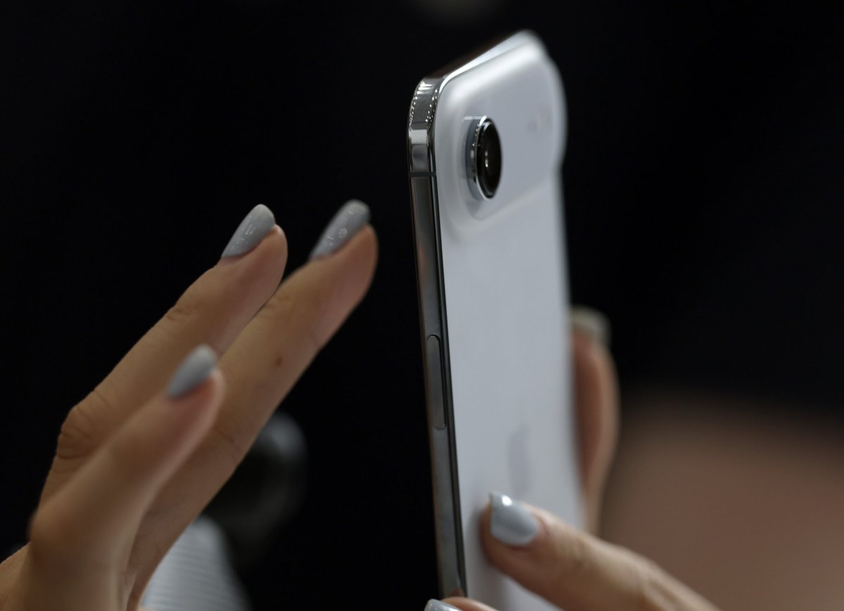 Apple-dan uşaqların təhlükəsizliyi üçün yeni nəzarət imkanları