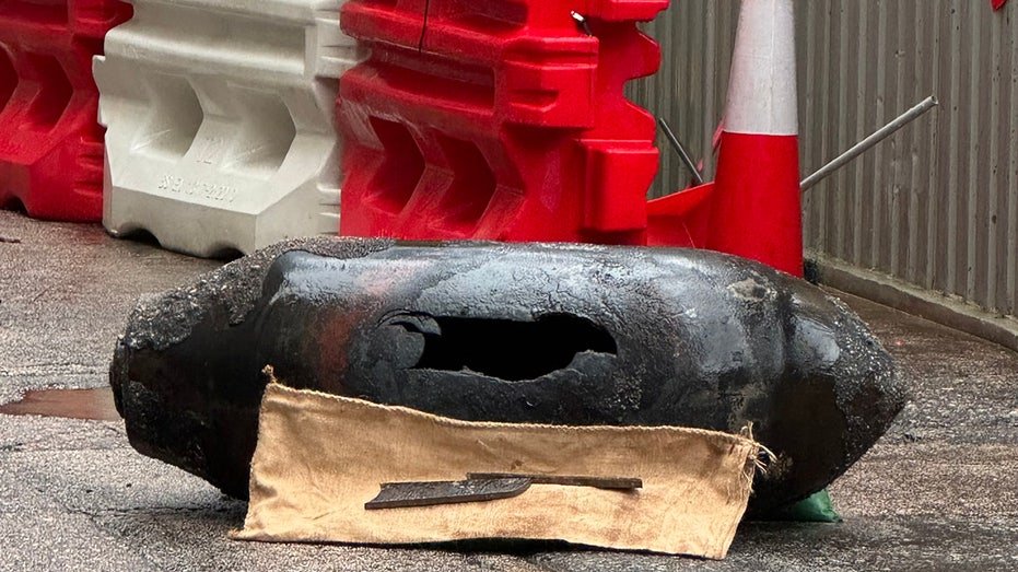 Honkonqda müharibə bombası tapıldı, minlərlə insan təxliyə edildi