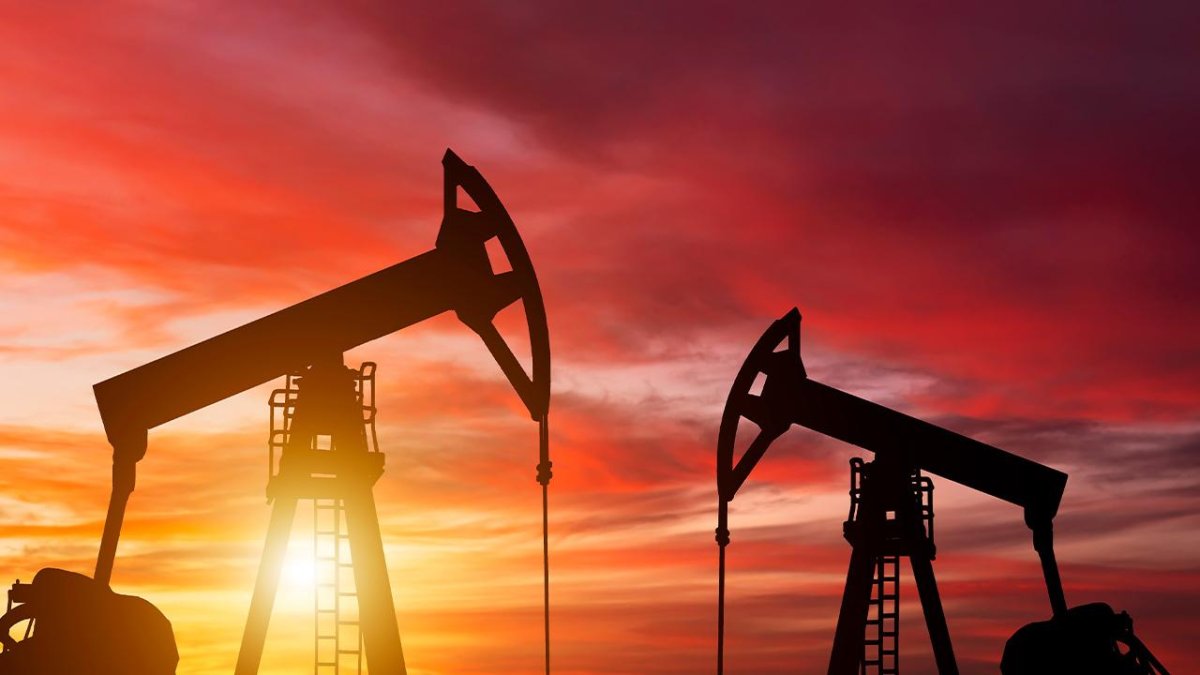 Neft ucuzlaşdı: OPEC+ qərarı və birja dalğalanmaları