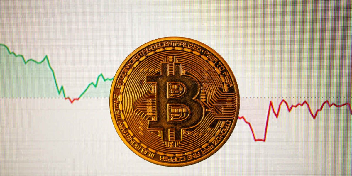 Şirkətlər Bitcoin böhranında: Saylorun strategiyası iflasa uğrayır?
