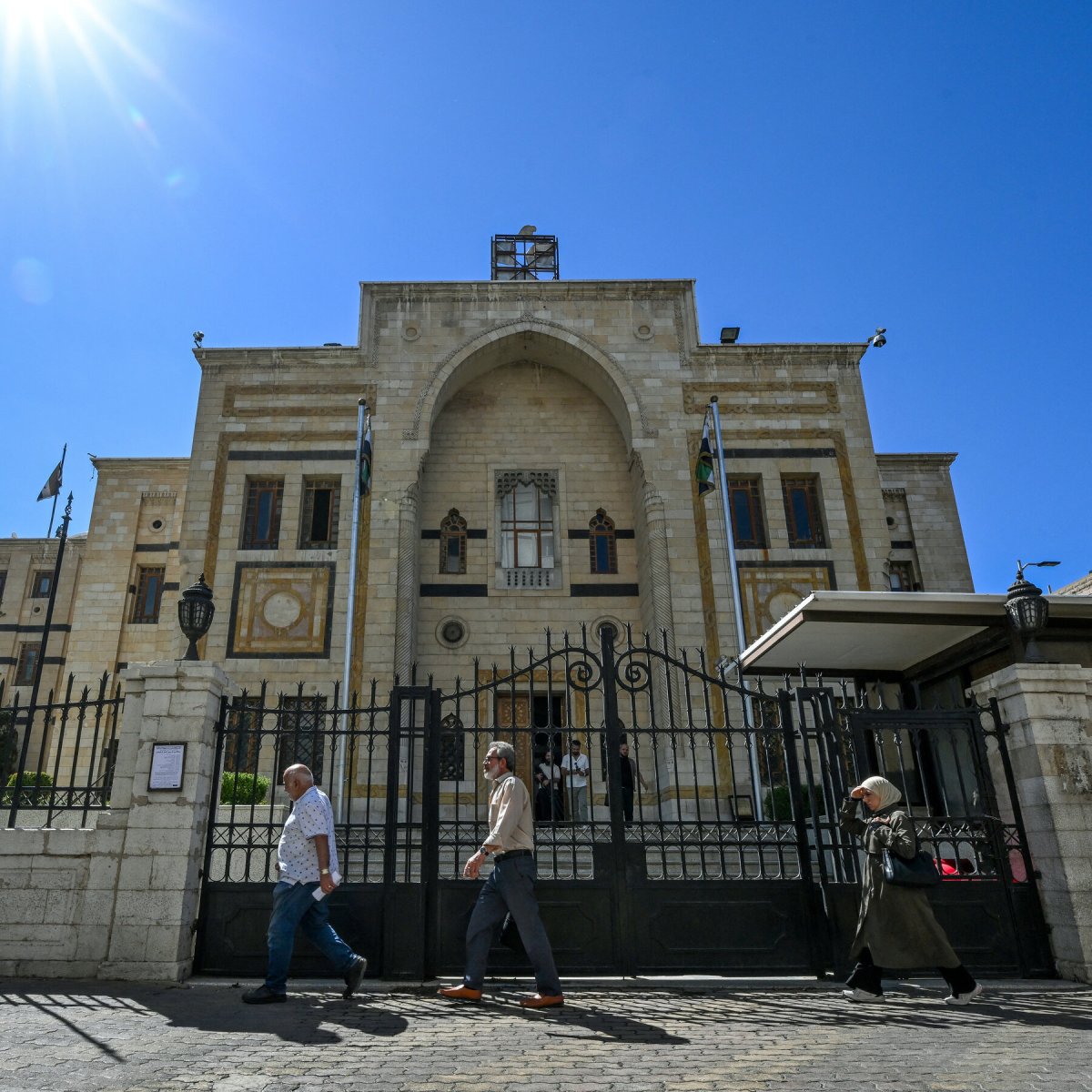 Seçkilər: Suriyada siyasi gərginlik davam edir