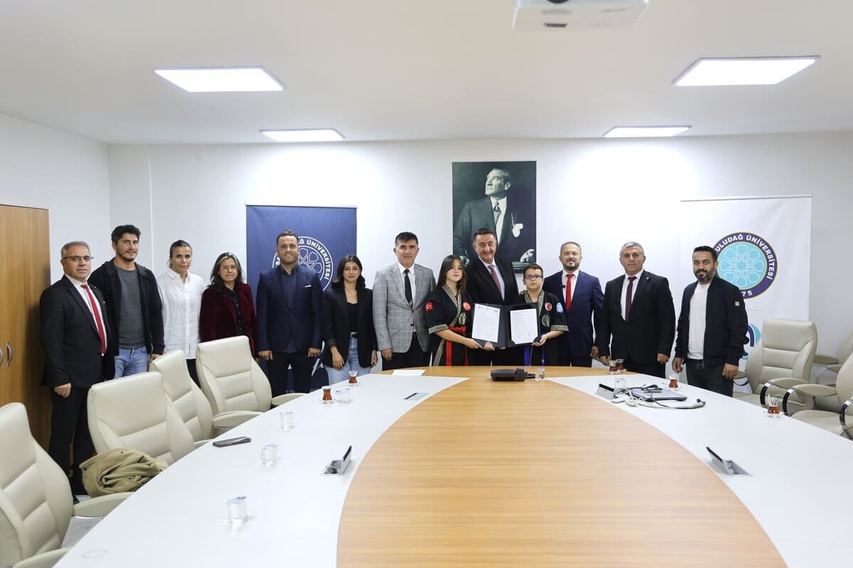 Dünya Alpaqut Federasiyası ilə xüsusi əməkdaşlıq protokolu imzalandı