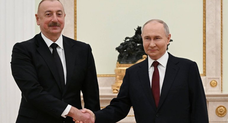 Putin İlham Əliyevə zəng edib