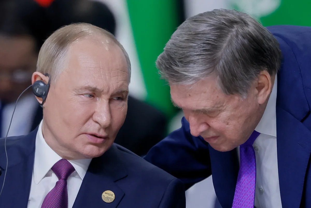 Uşakov: Putin və Trampın telefon danışığı iki saat yarım davam edib