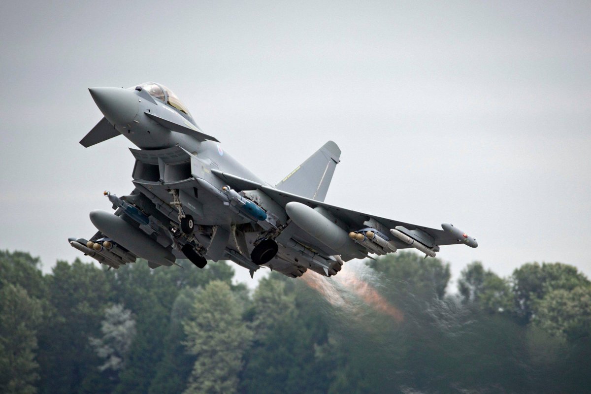 Almaniyanın Türkiyəyə “Eurofighter” satışı Yunanıstanda diplomatik çat yaradıb