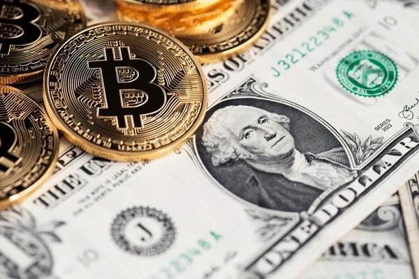 ABŞ-ın bitkoin ehtiyatı 14 milyard dollar artdı, bazar canlandı