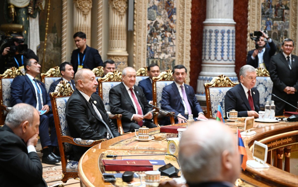 Prezident MDB Dövlət Başçıları Şurasının geniş tərkibdə iclasında iştirak edib