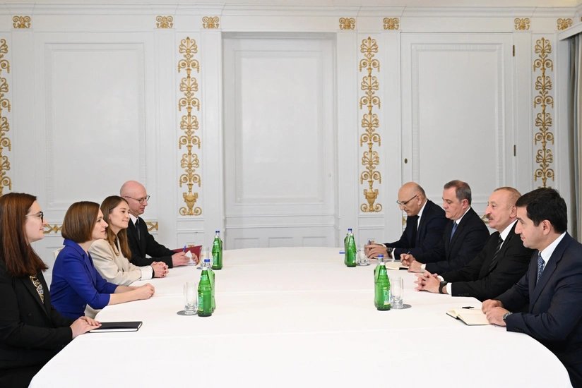 İlham Əliyev Kopenhagendə Moldova Prezidenti ilə görüşüb
