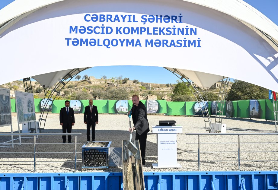 Prezident Cəbrayıl şəhər məscidinin təməlini qoyub