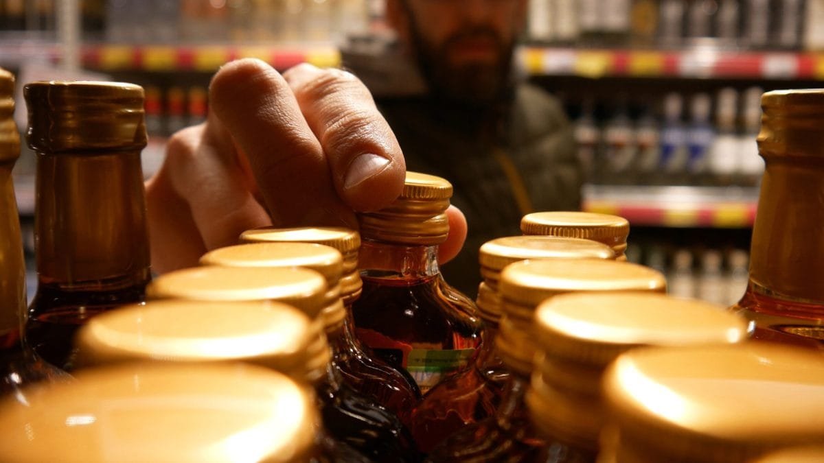 Səudiyyə Ərəbistan yaxın illərdə iki yeni alkoqol mağazası açmağı planlaşdırır