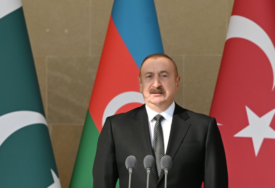Prezident İlham Əliyev: Bu gün Qarabağ və Şərqi Zəngəzur dirçəlir