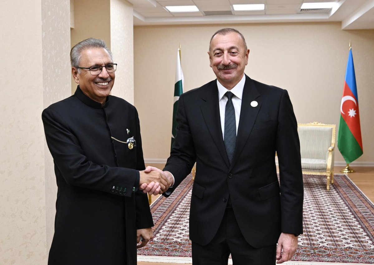 Pakistan Prezidenti İlham Əliyevi Zəfər Günü münasibətilə təbrik edib