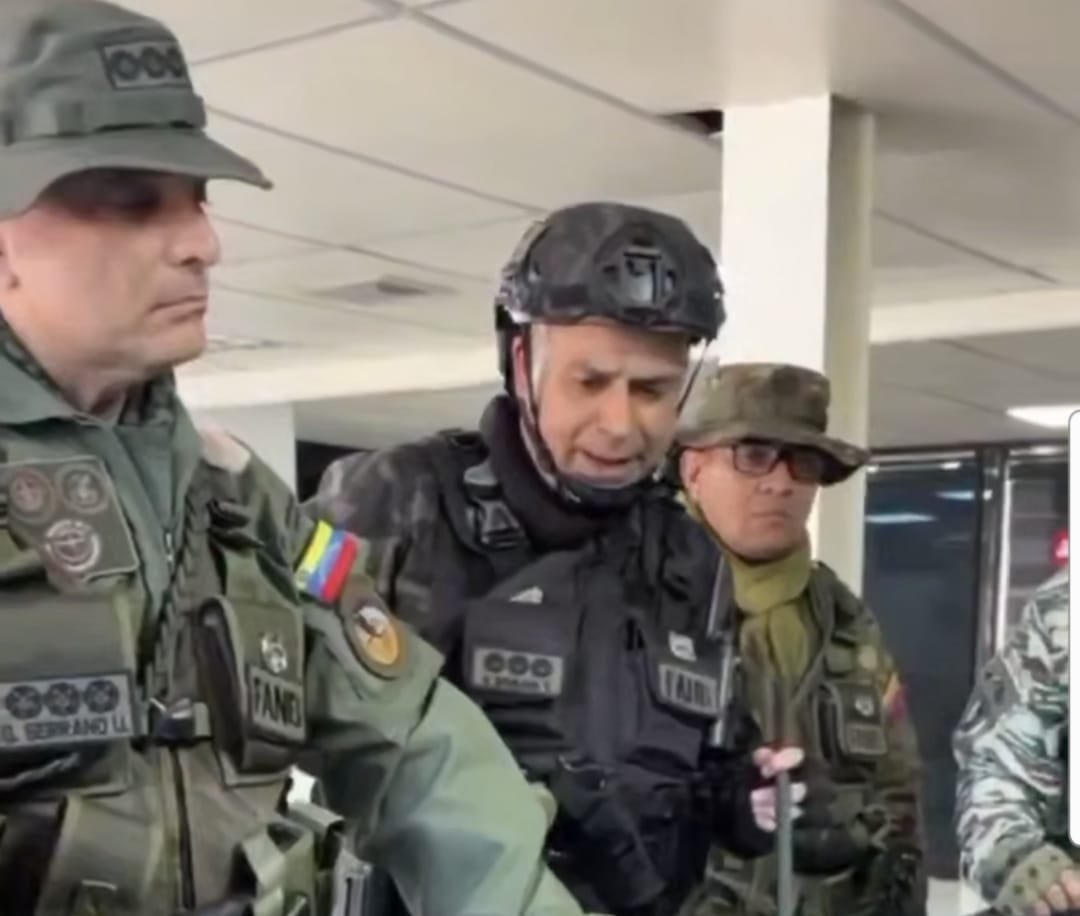 Venezuela hərbi rəhbərliyi müdafiə hazırlıqları üzrə görüş keçirib
