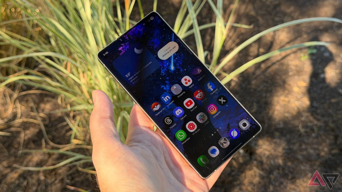 Samsung Galaxy S26 Ultra: Daha əyri kənarlar, daha yaxşı təcrübə
