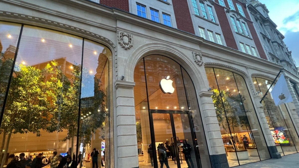 Apple İngiltərədə App Store üzrə kollektiv məhkəmə işini itirib