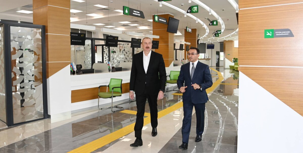 “ASAN xidmət” işçilərinin peşə bayramı günüdür