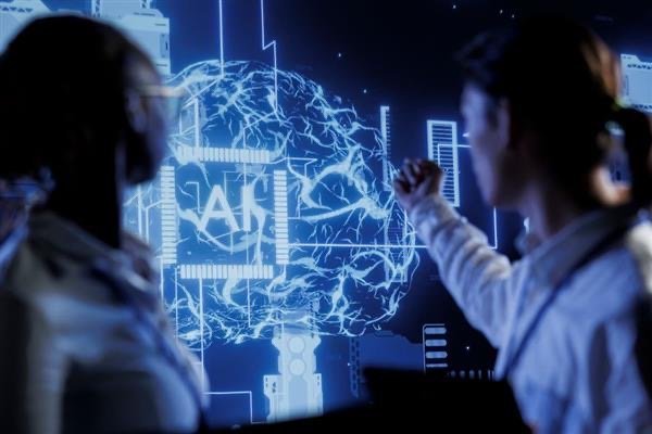 Süni intellekt startapları təcrübəçilərə yüksək maaş təkliflərini artırır
