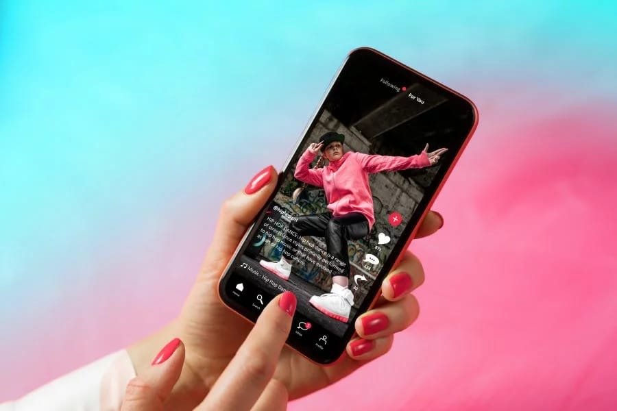 Qısa videolar psixoloji sağlamlıq üçün risk yaradır