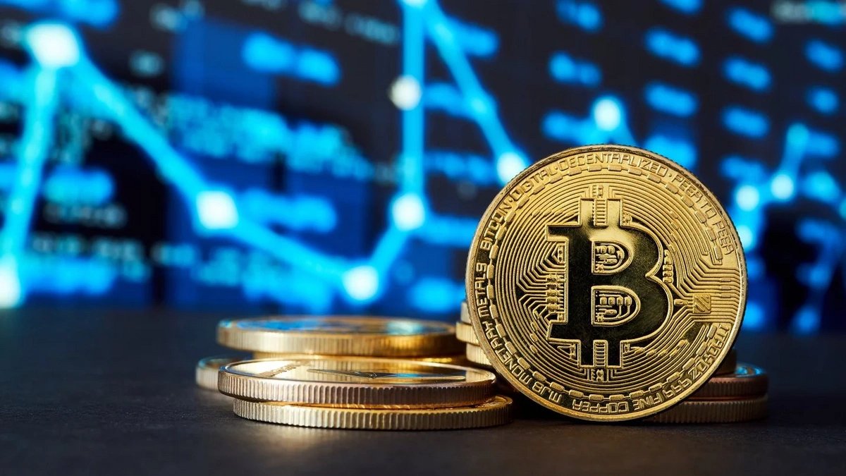 Binance rəhbəri: Bitcoin gümüş və qızıldan daha dəyərlidir