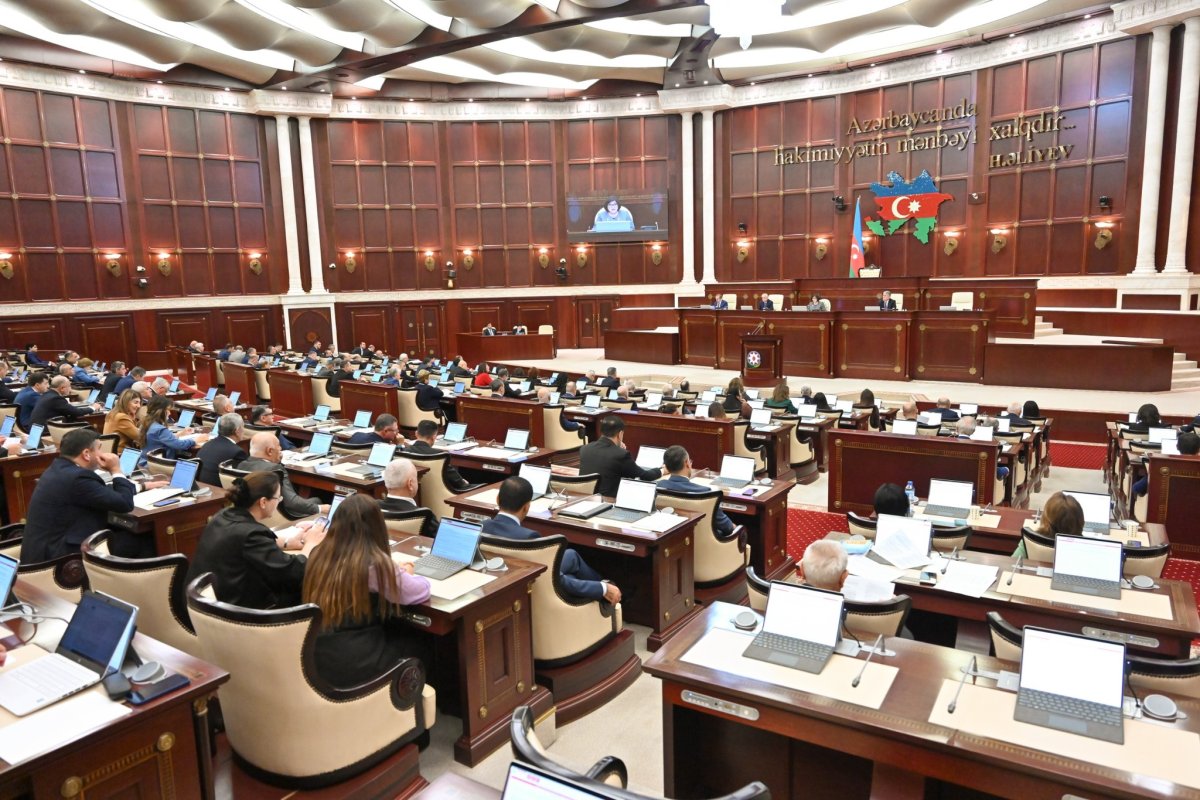 "Daxili qoşunlar haqqında" qanun layihəsi son oxunuşda qəbul edilib