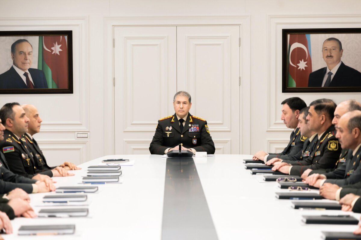 DİN-də Daxili Qoşunların 2025-ci ildə fəaliyyətinə dair müşavirə keçirilib