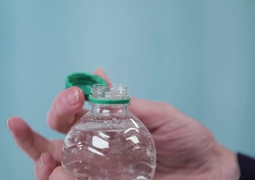 Plastik butulkalardan su içmək sağlamlıq risklərini artırır